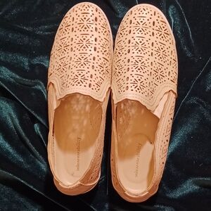 Solesensibility Briella Laser cut flats